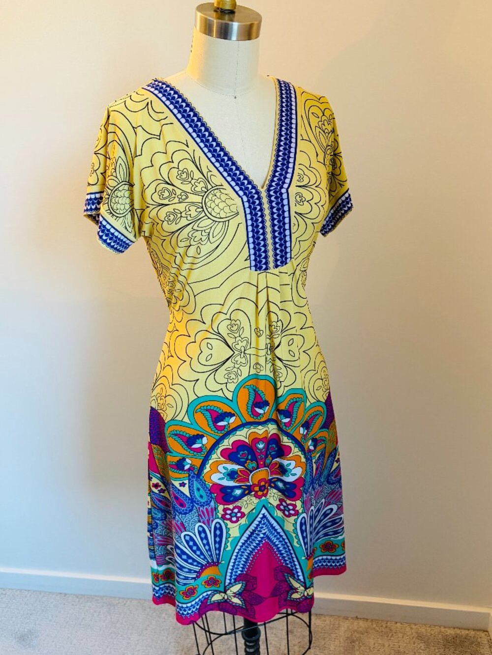 ✨ Gorgeous White Mark Couture Collection Boho V-Neck Shift Dress Yellow - S ✨